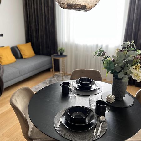 Cozy Apartment In Old Town Тарту Экстерьер фото