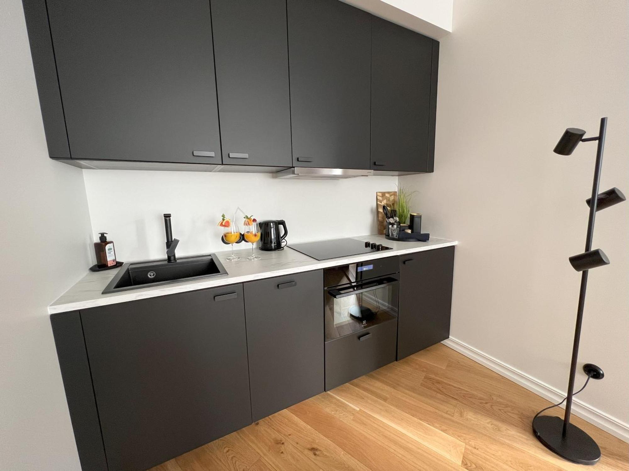 Cozy Apartment In Old Town Тарту Экстерьер фото